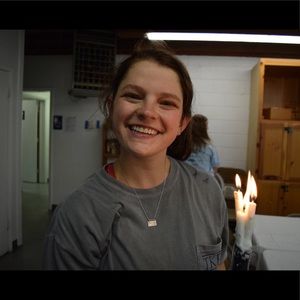 Meet your Posher, Lizzie